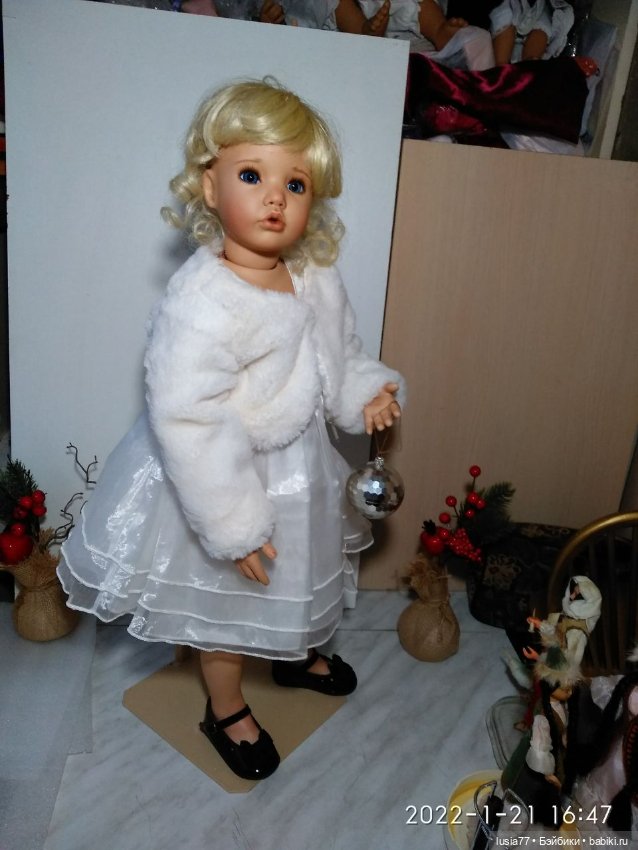 Снегурочка Лиз — Фарфоровые куклы Donna Rubert (Руберт): The Doll Artworks