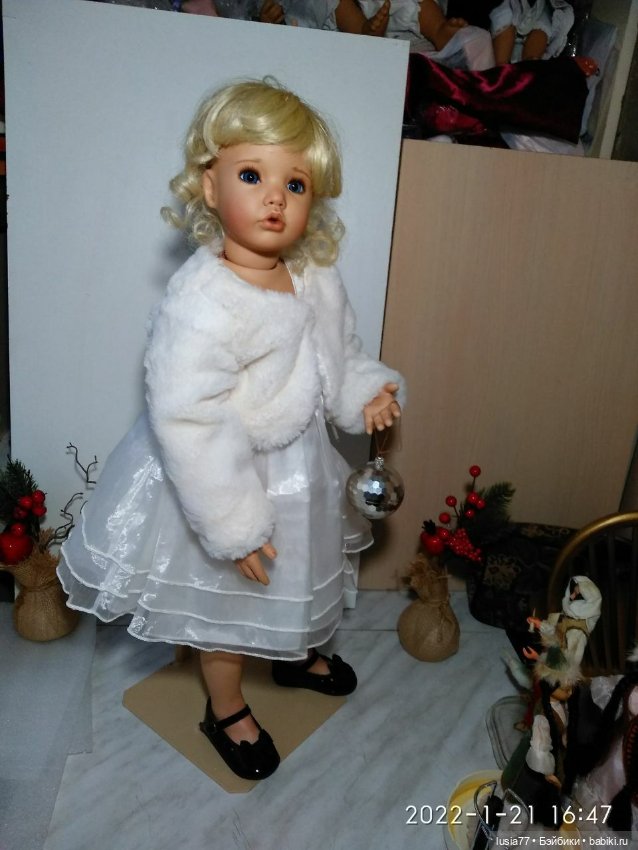 Снегурочка Лиз — Фарфоровые куклы Donna Rubert (Руберт): The Doll Artworks