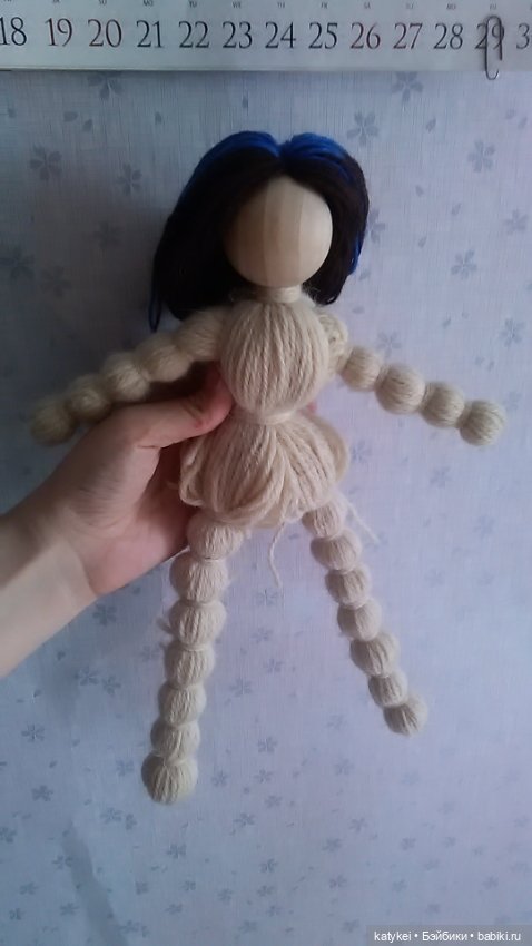 Лаура (Ниткокукла) — Авторские игрушки из разных материалов: синельная проволока (фото 2)