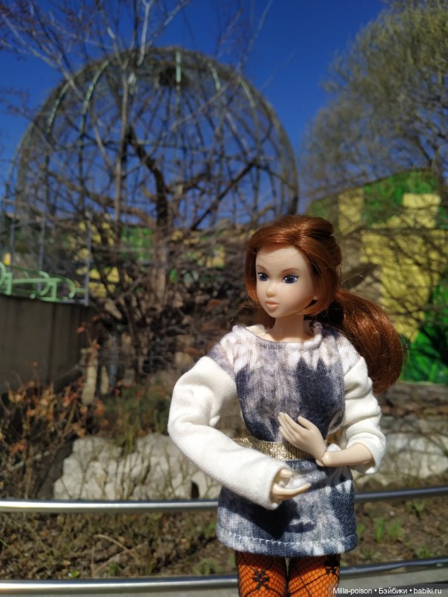 Momoko посещает Московский зоопарк (фото 5)