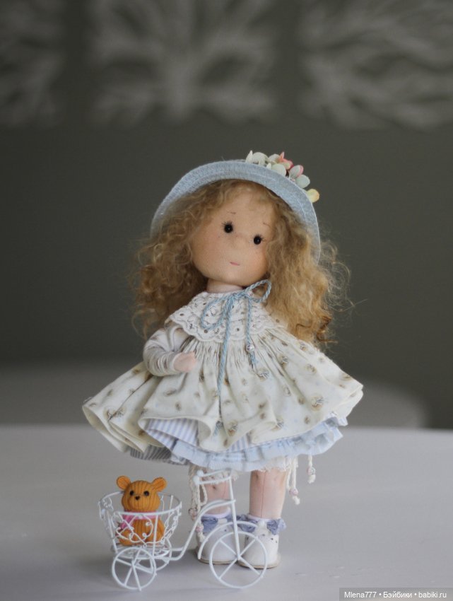 Поличка милая кудряшка — Авторские текстильные куклы: Вальдорфские (фото 3)