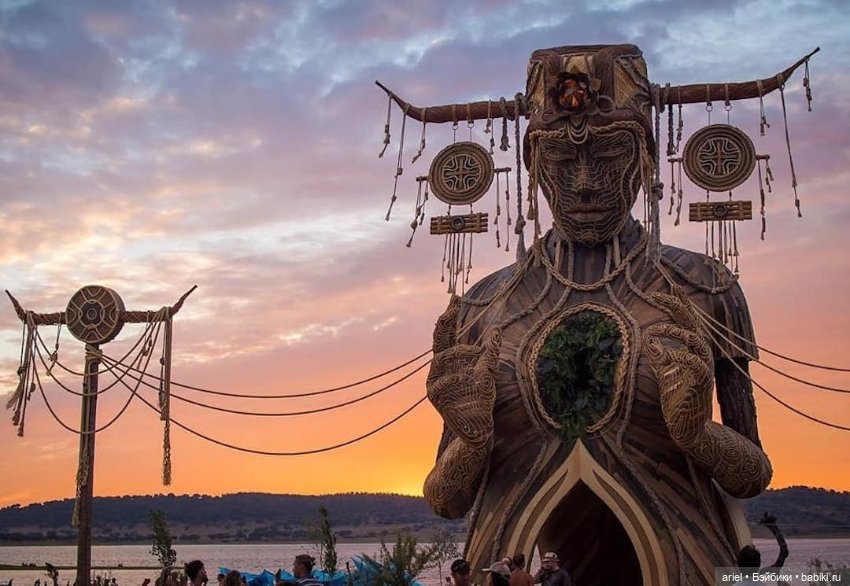 Гигантские скульптуры от Дэниеля Поппера (Daniel Popper) (фото 4)