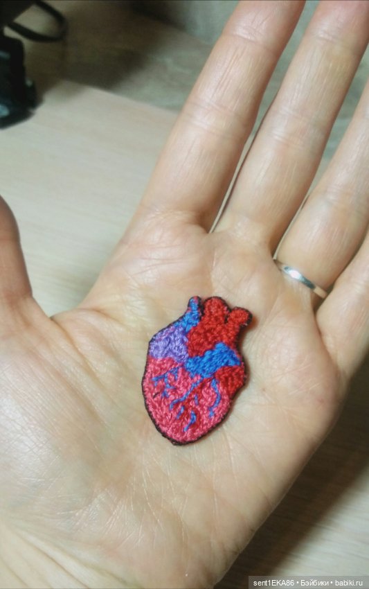 Решила разнообразить свое творчество вышивкой (фото 5)