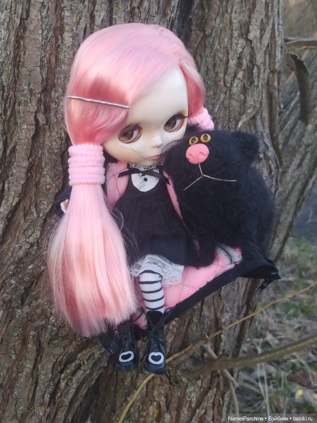 Сакура Юки, Бегемот и огонь🔥 (фото 3)