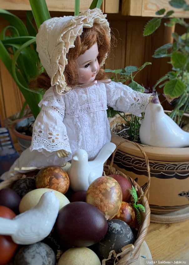 С весенним праздником — Пасхальные открытки и куклы: поздравления