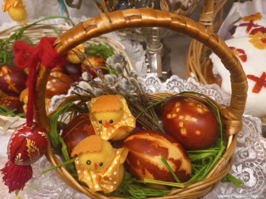 С праздником Пасхи — Пасхальные открытки и куклы: поздравления (фото 4)