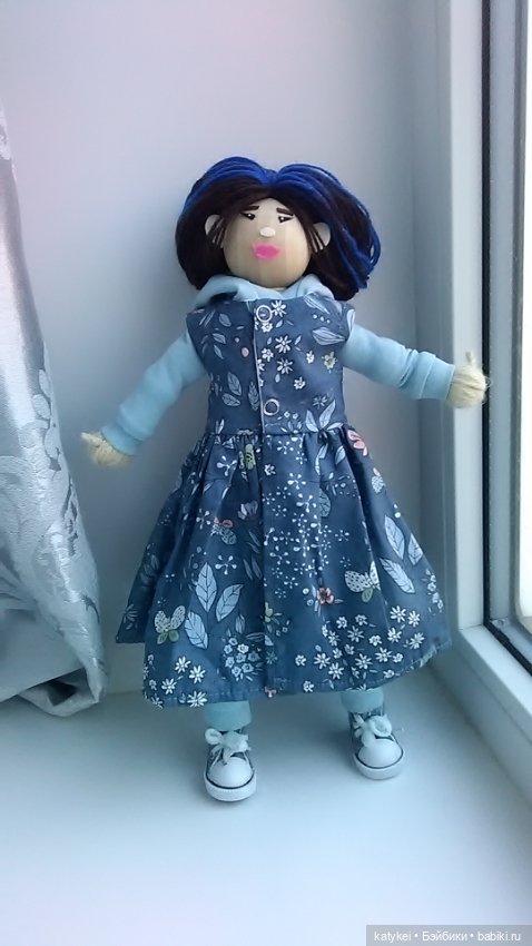 Лаура поздравляет с Пасхой. И новый аут (фото 5)