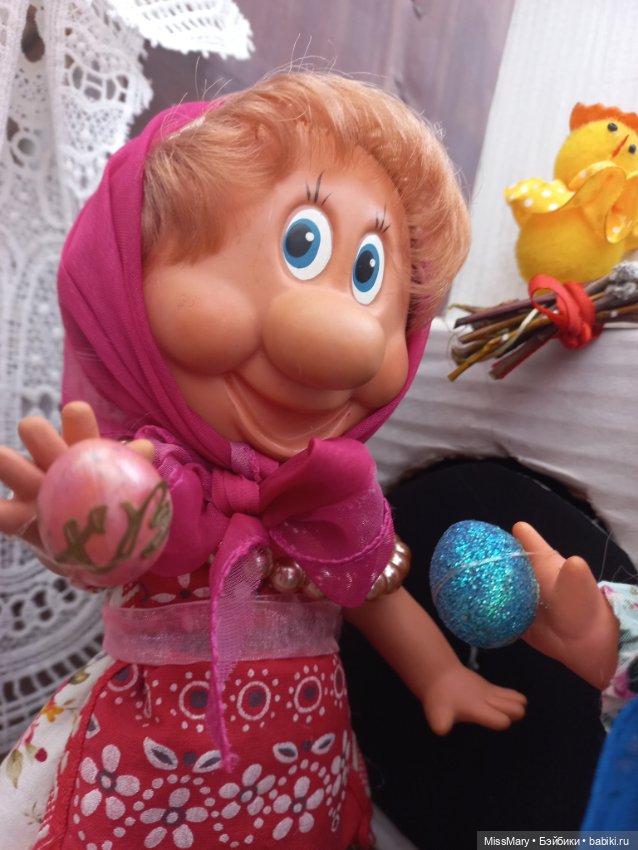 "Веселые картинки". Напекла Фаина куличей