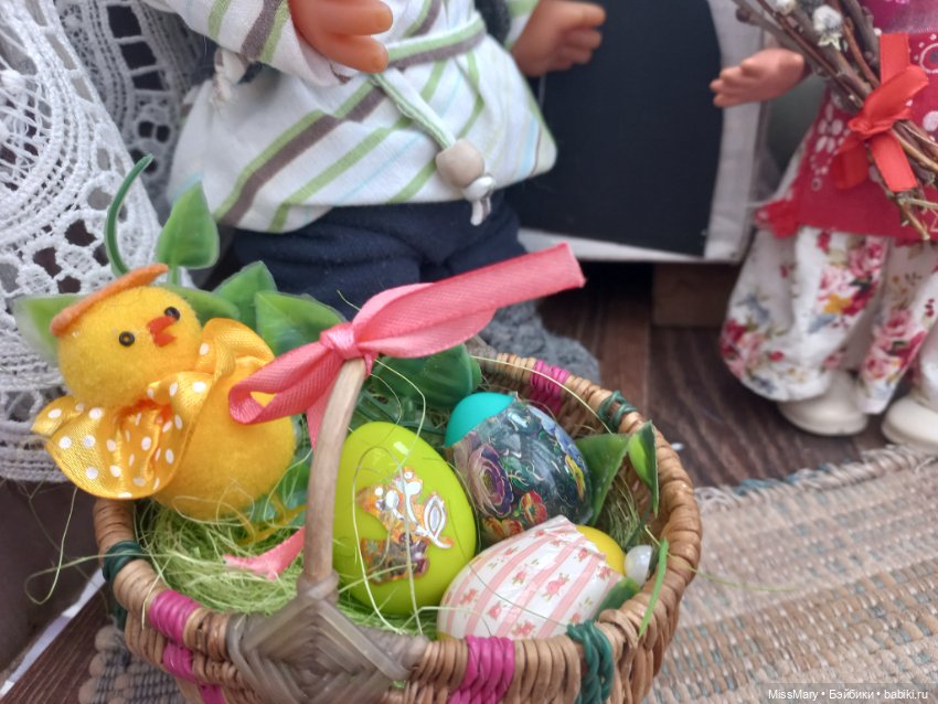 "Веселые картинки". Напекла Фаина куличей