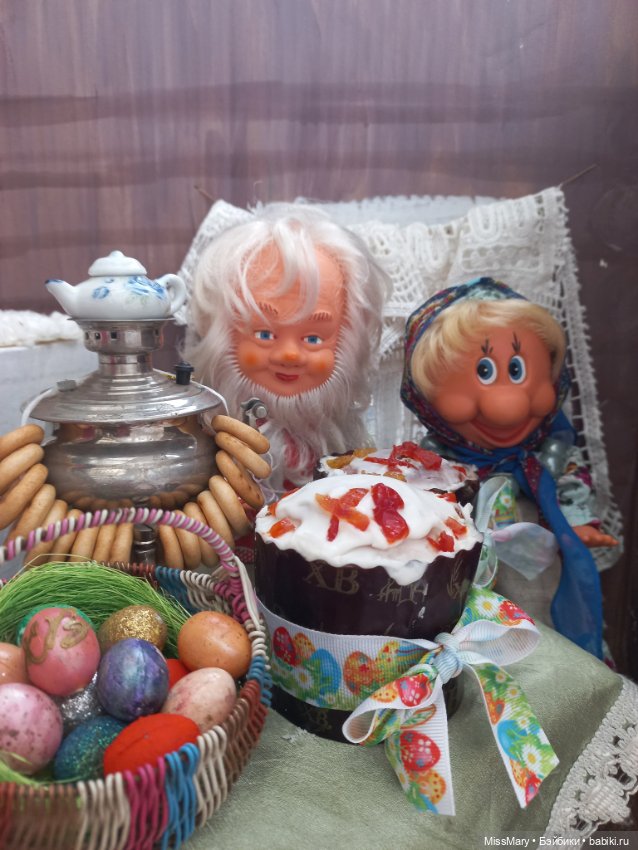 "Веселые картинки". Напекла Фаина куличей