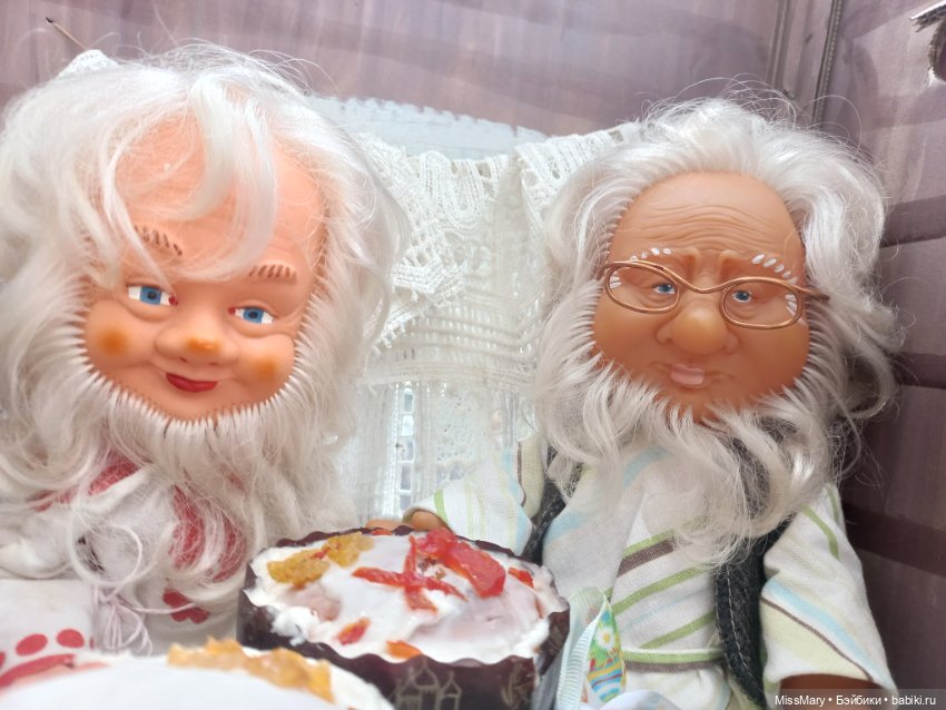 "Веселые картинки". Напекла Фаина куличей