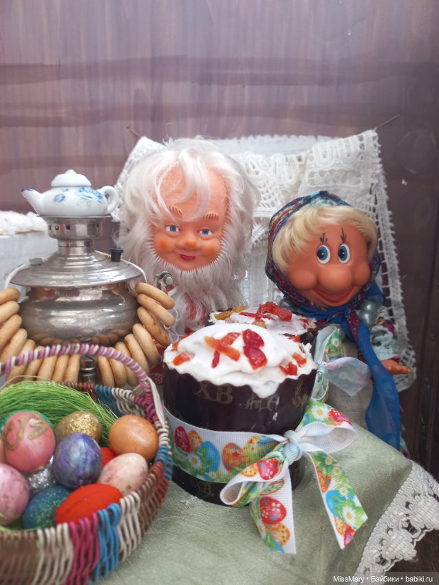 "Веселые картинки". Напекла Фаина куличей