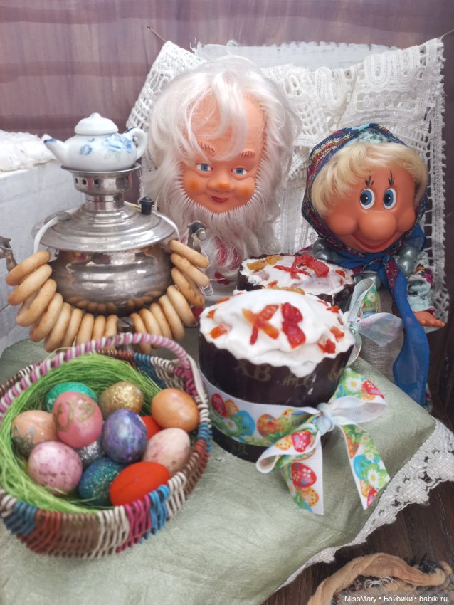 "Веселые картинки". Напекла Фаина куличей