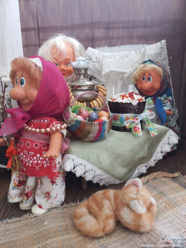 "Веселые картинки". Напекла Фаина куличей