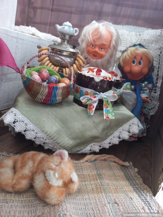 "Веселые картинки". Напекла Фаина куличей