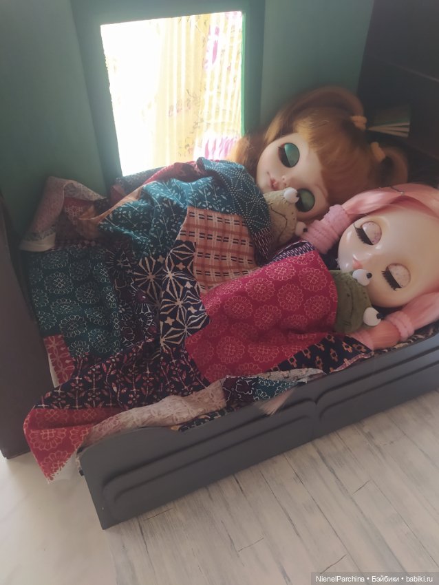 Спальный уголок 1:6 — Мебель для кукол и домиков: фото