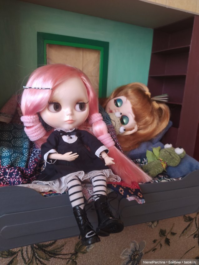 Спальный уголок 1:6 — Мебель для кукол и домиков: фото