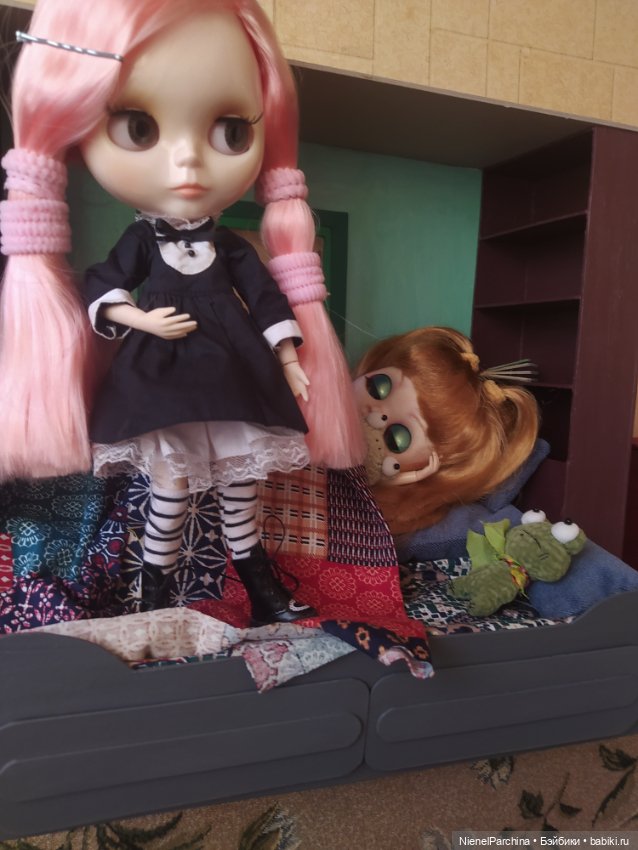 Спальный уголок 1:6 — Мебель для кукол и домиков: фото