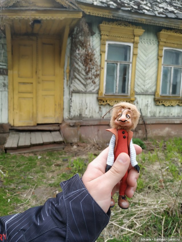 Я выгуливала своего таракана