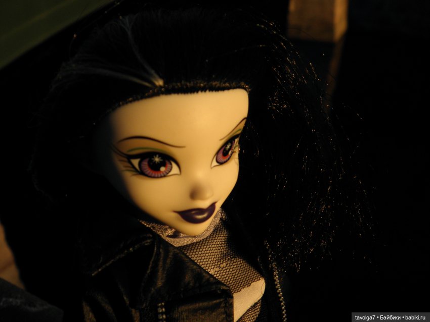 Коллекционная кукла BeGoths 2000х годов в Санкт-Петербурге
