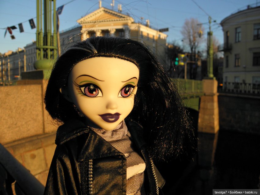 Коллекционная кукла BeGoths 2000х годов в Санкт-Петербурге