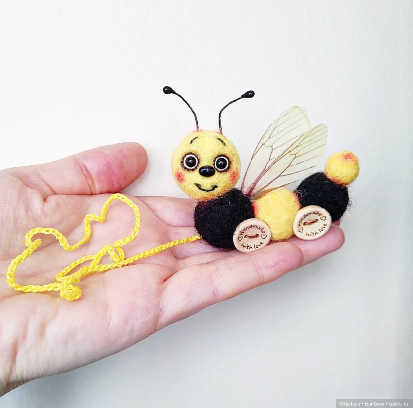 Игрушка каталка для кукол