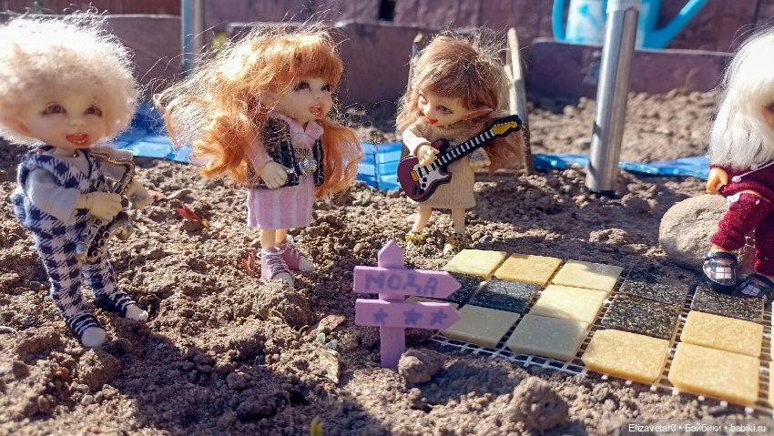 Модный весенний показ. Realpuki. 157