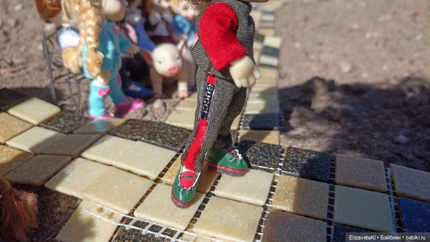 Модный весенний показ. Realpuki. 157