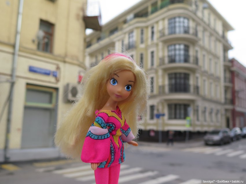 Винтаж и современная девушка 1/12 и весна