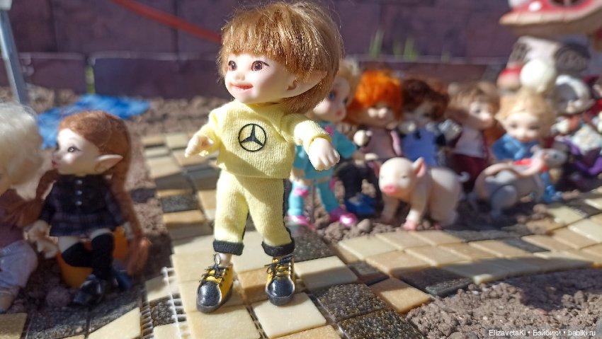 Модный весенний показ. Realpuki. 157