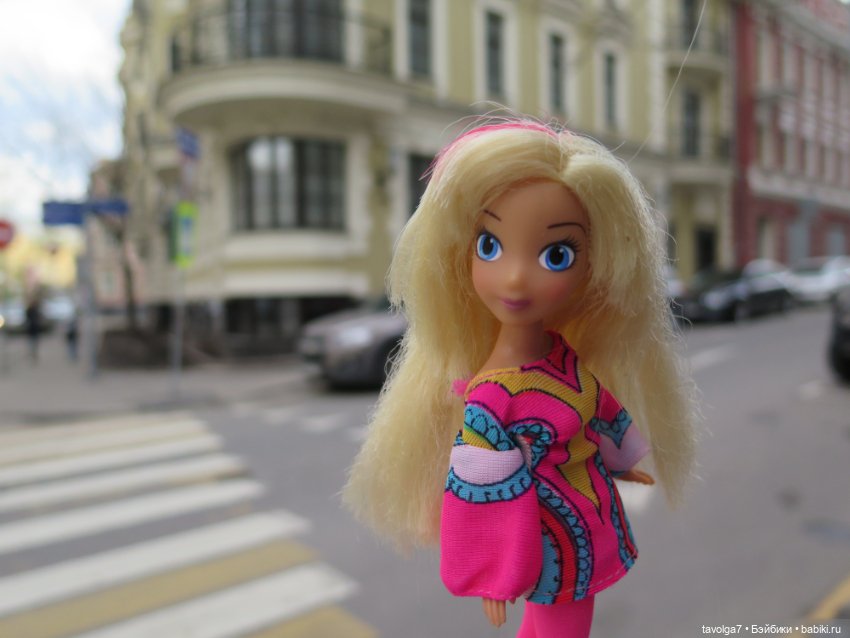 Винтаж и современная девушка 1/12 и весна