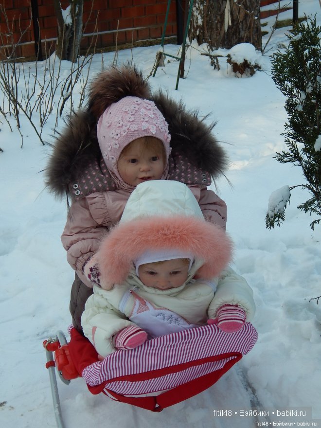 Прогулка с куклой реборн. Прогулка с реборном сэнди. Реборны прогулки. Реборны прогулки. Реборн в коляске на прогулке.