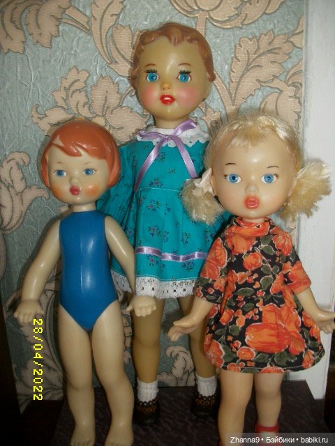 Куда уходит детство, в какие города...И как найти нам средство ,чтоб вновь попасть туда