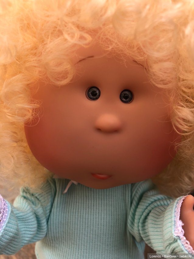 Блондинка за углом — Куклы Nines d'Onil (Нинес): Миа (Mia)