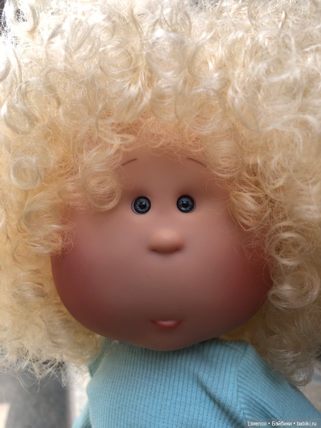 Блондинка за углом — Куклы Nines d'Onil (Нинес): Миа (Mia)