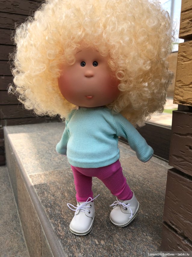 Блондинка за углом — Куклы Nines d'Onil (Нинес): Миа (Mia) (фото 9)