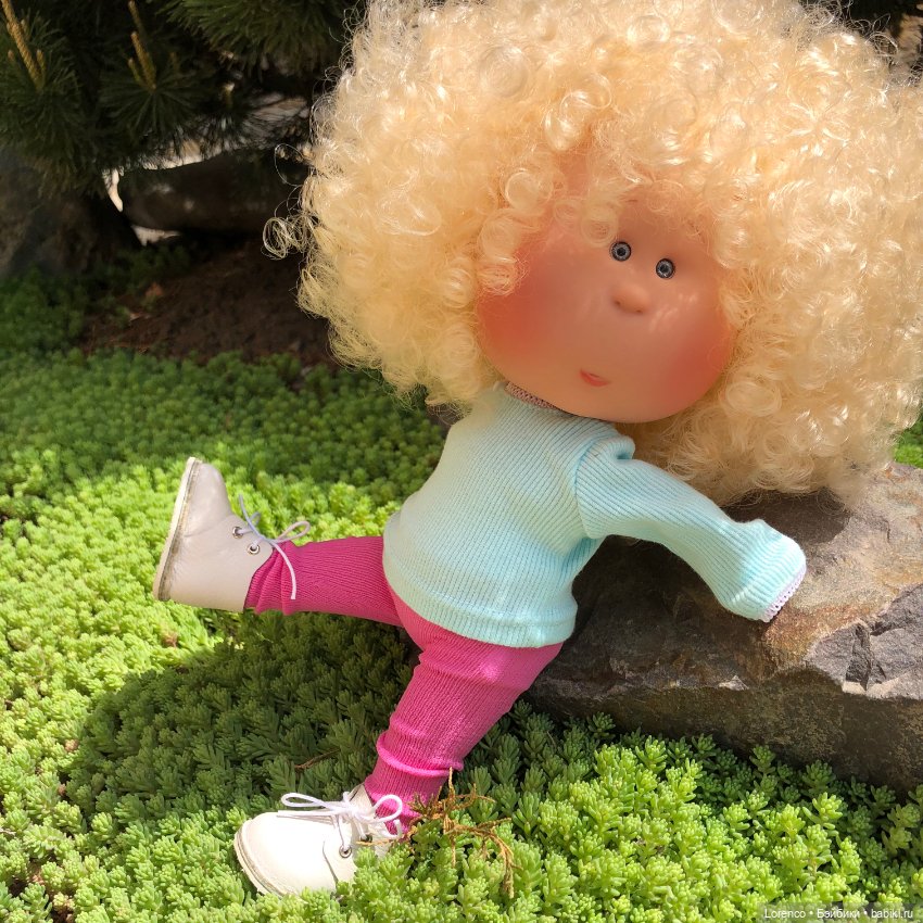 Блондинка за углом — Куклы Nines d'Onil (Нинес): Миа (Mia)