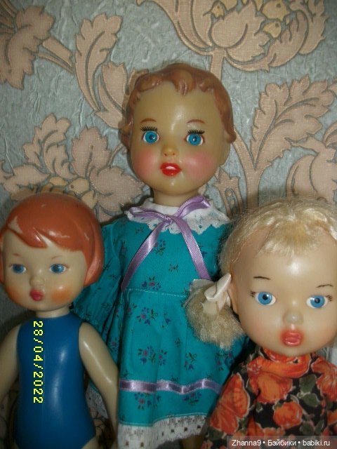 Куда уходит детство, в какие города...И как найти нам средство ,чтоб вновь попасть туда