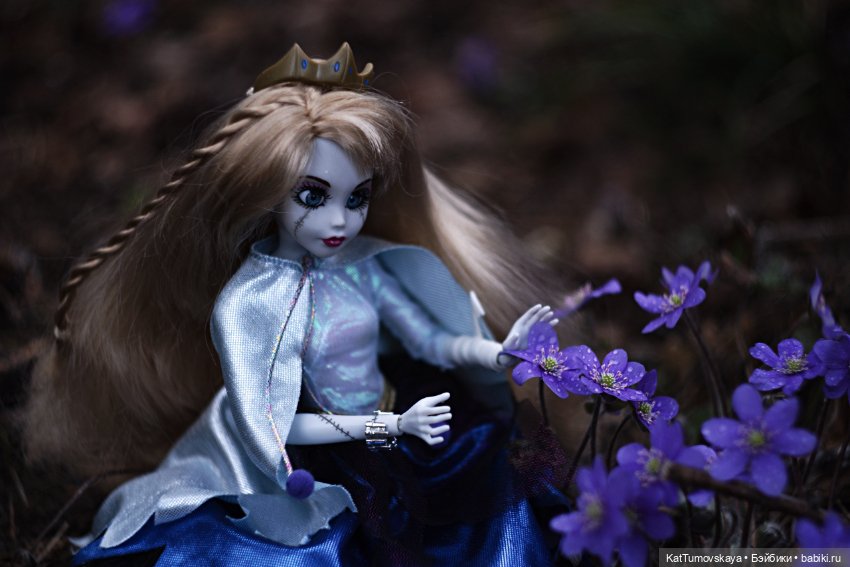 Бельтайн с Sleeping Beauty in the Wood (Zombie princess WOW WEE) (фото 4)