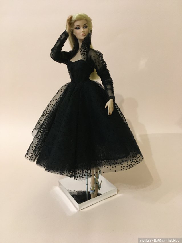 Когда у меня все хорошо - я покупаю куклу