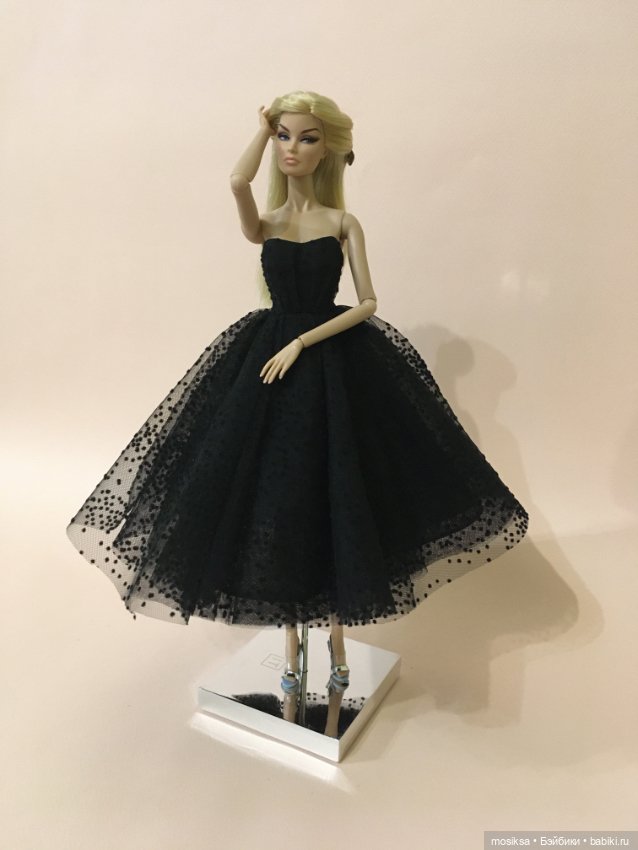 Когда у меня все хорошо - я покупаю куклу