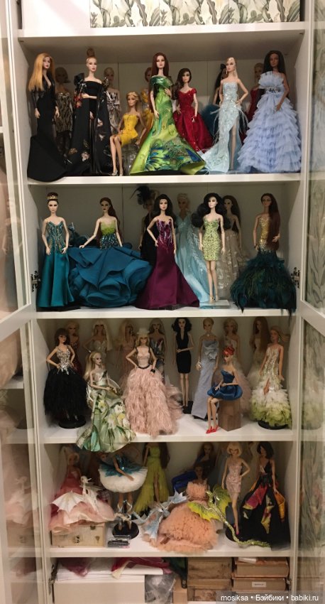 Когда у меня все хорошо - я покупаю куклу