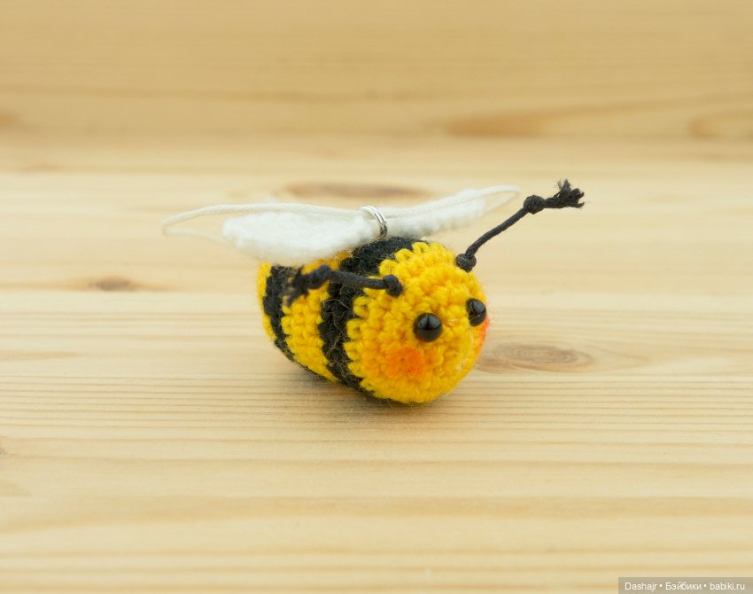 Пчелка — Вязаные игрушки и амигуруми: крючком