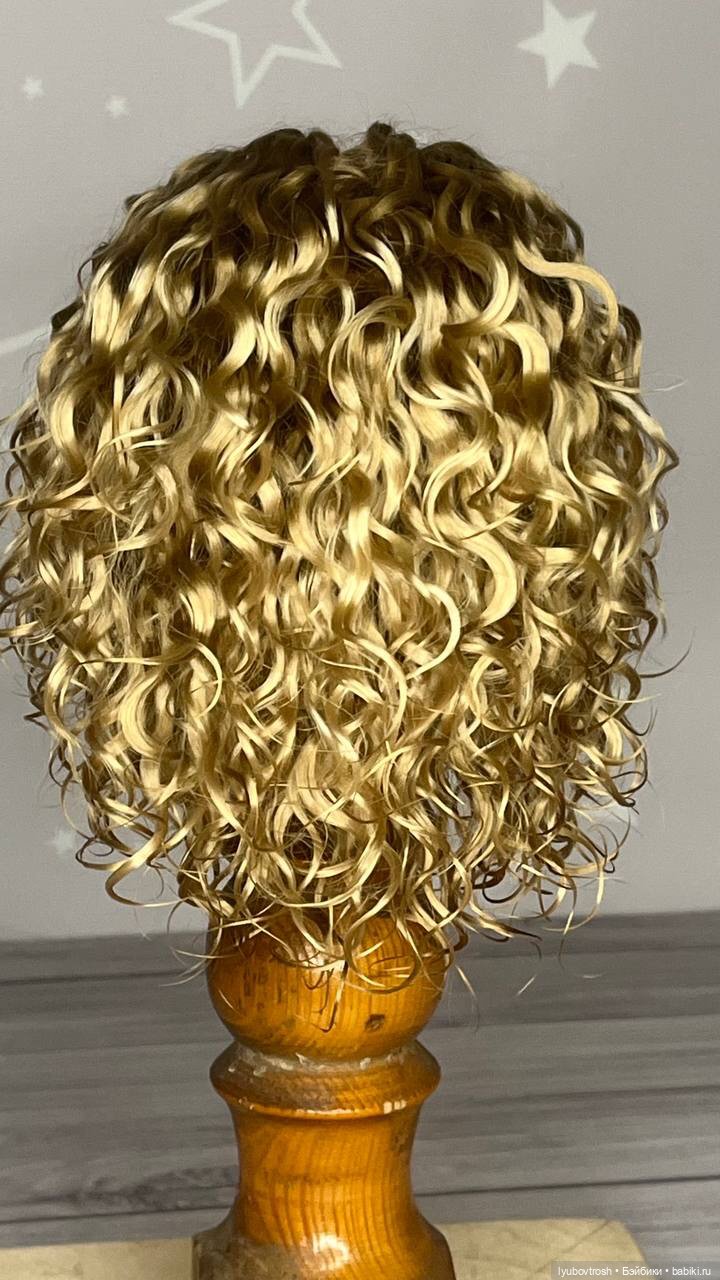 Парички на кукол Meadow Dolls