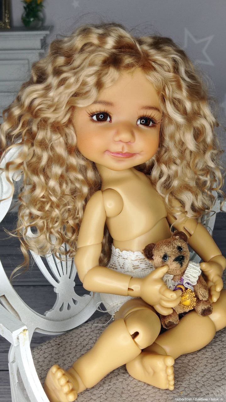 Парички на кукол Meadow Dolls