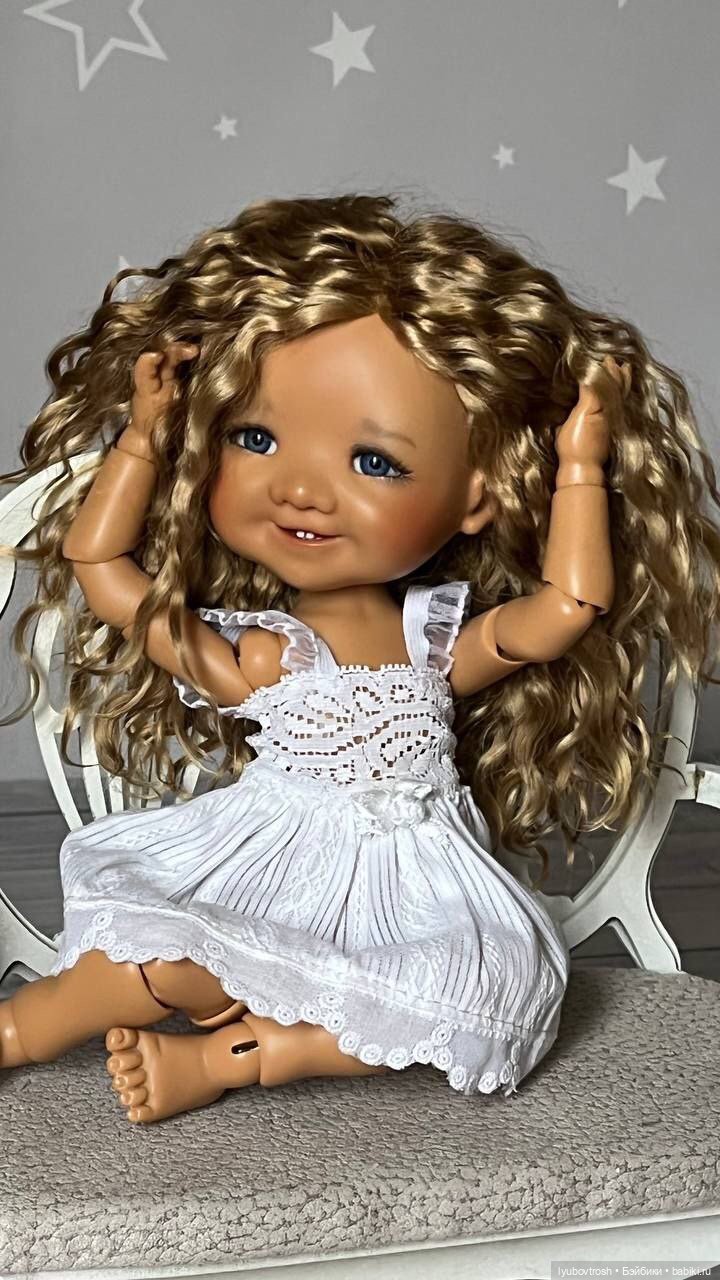 Парички на кукол Meadow Dolls