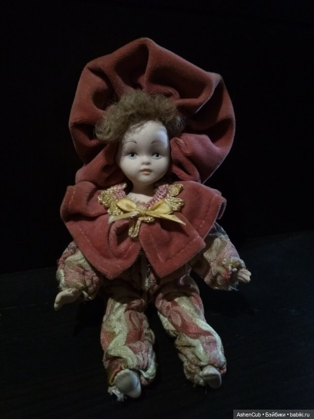 Помогите опознать куклу (фарфор) (фото 2)