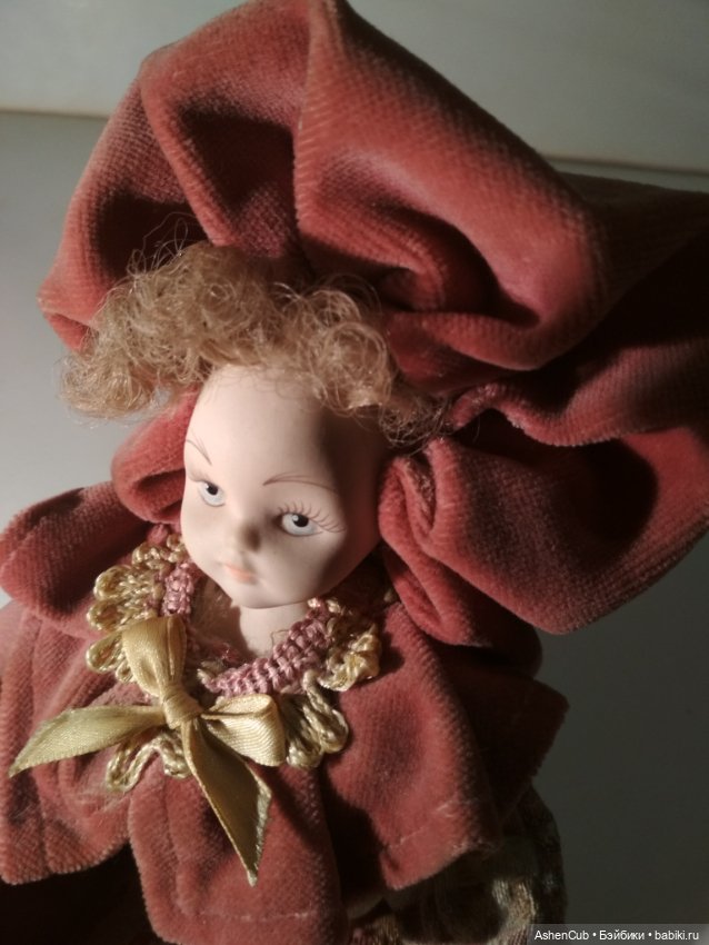 Помогите опознать куклу (фарфор) (фото 4)