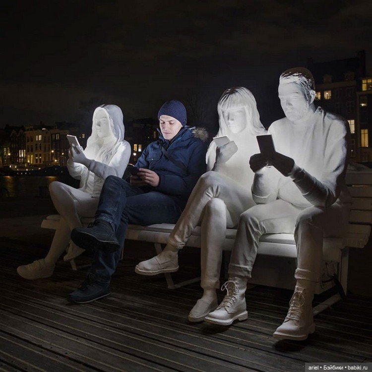 Скульптура, символизирующая проблему современного общества (фото 5)