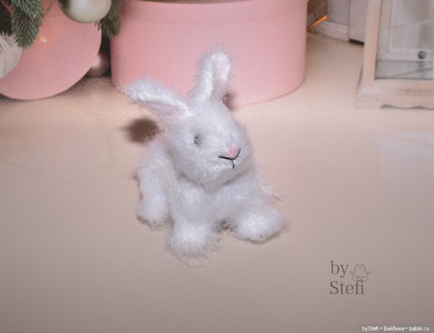 Крольчонок Пушистик — Вязаные игрушки и амигуруми: крючком (фото 5)